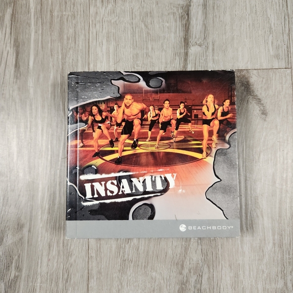 Beachbody‎ Insanity Workout DVD Set - Picture 1 of 12